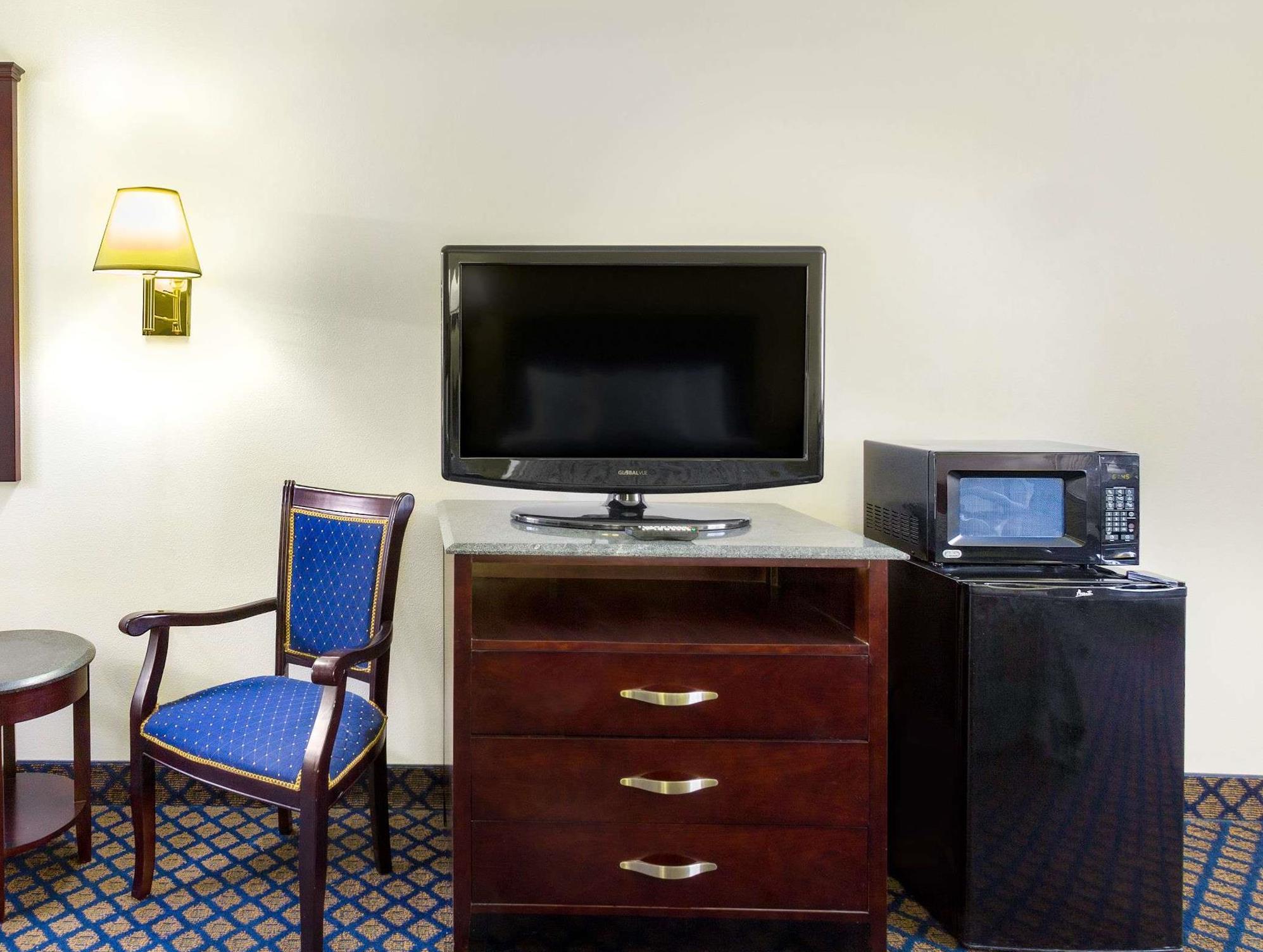 Days Inn By Wyndham Delta Exterior foto